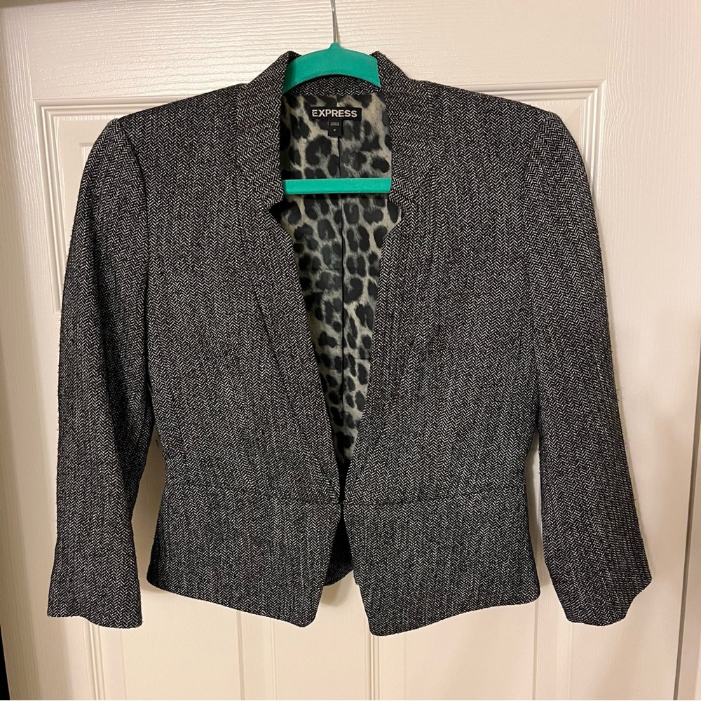 Like new Express blazer jacket in black and gray herringbone size 0